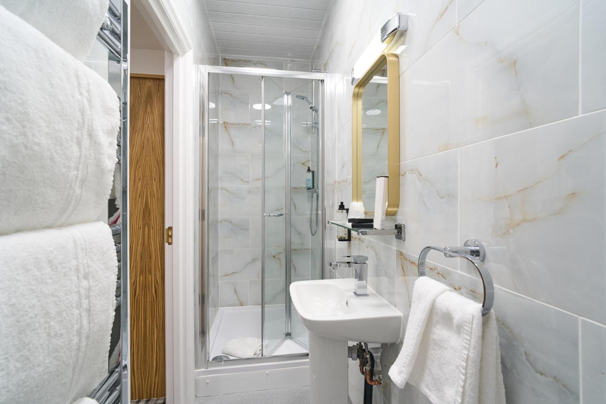 Best Western Greater London Ilford Exterior photo